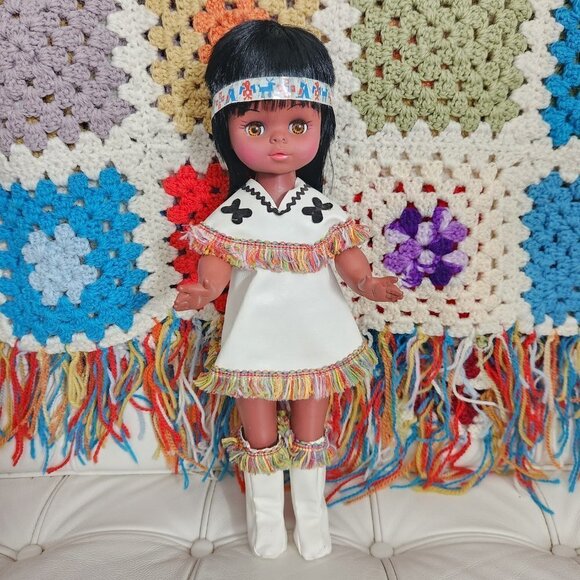 Vintage Regal Native American Doll Faux Doeskin Outfit Fringed Edges Sleepy Eyes - Picture 1 of 11